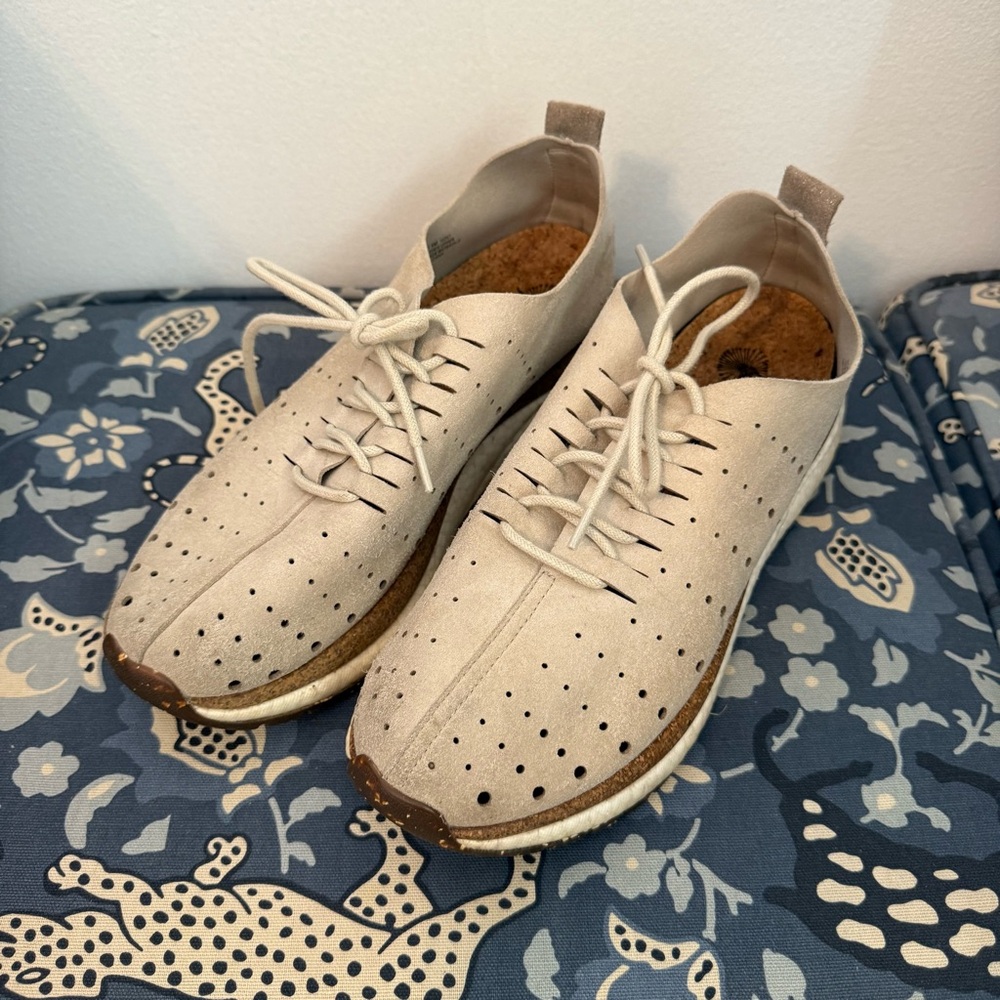 OTBT Alstead sneakers perforated vegan suede upper cork-accented sole 7.5